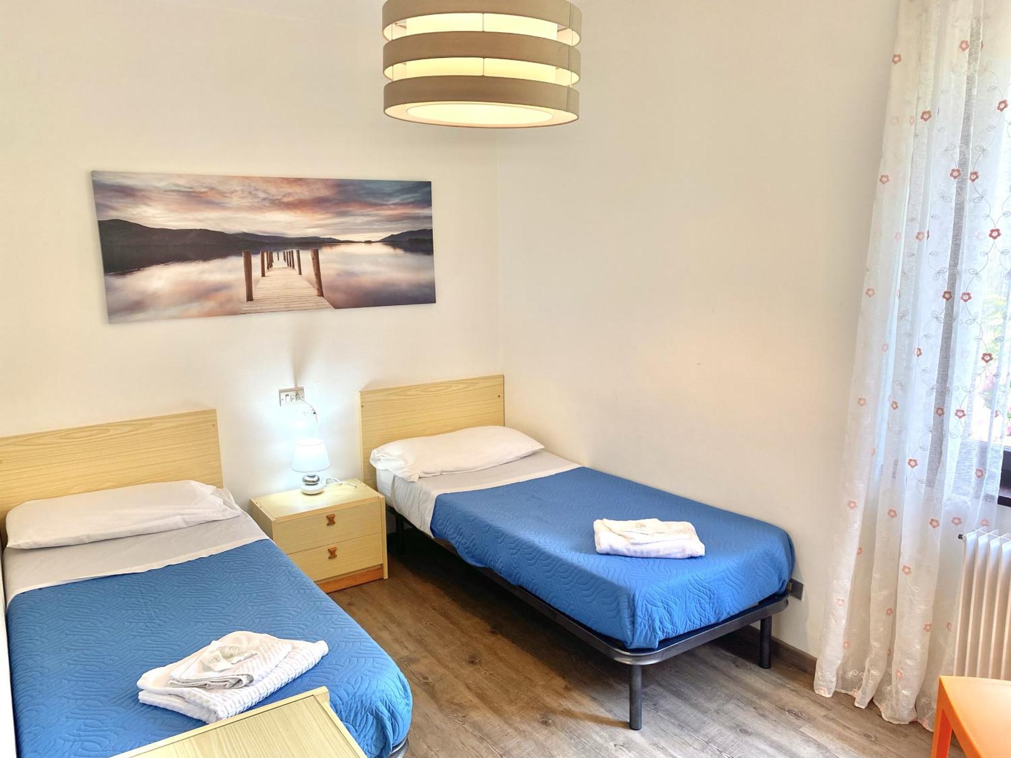 Fronte LagoResidencegarden, Moderno Appartamento Кальчераника-аль-Лаго Экстерьер фото
